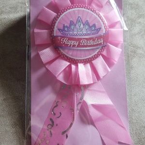 🎁 Free With Purchase